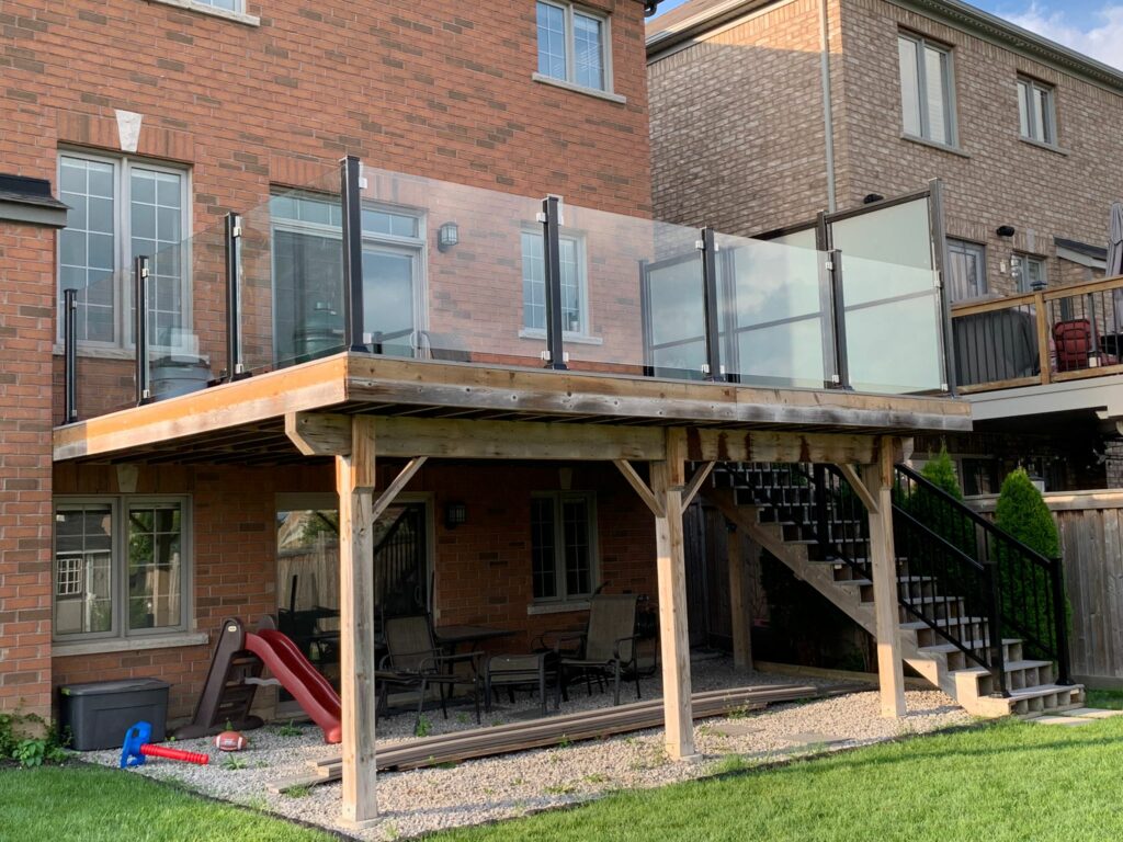 deck topless glass railings toronto